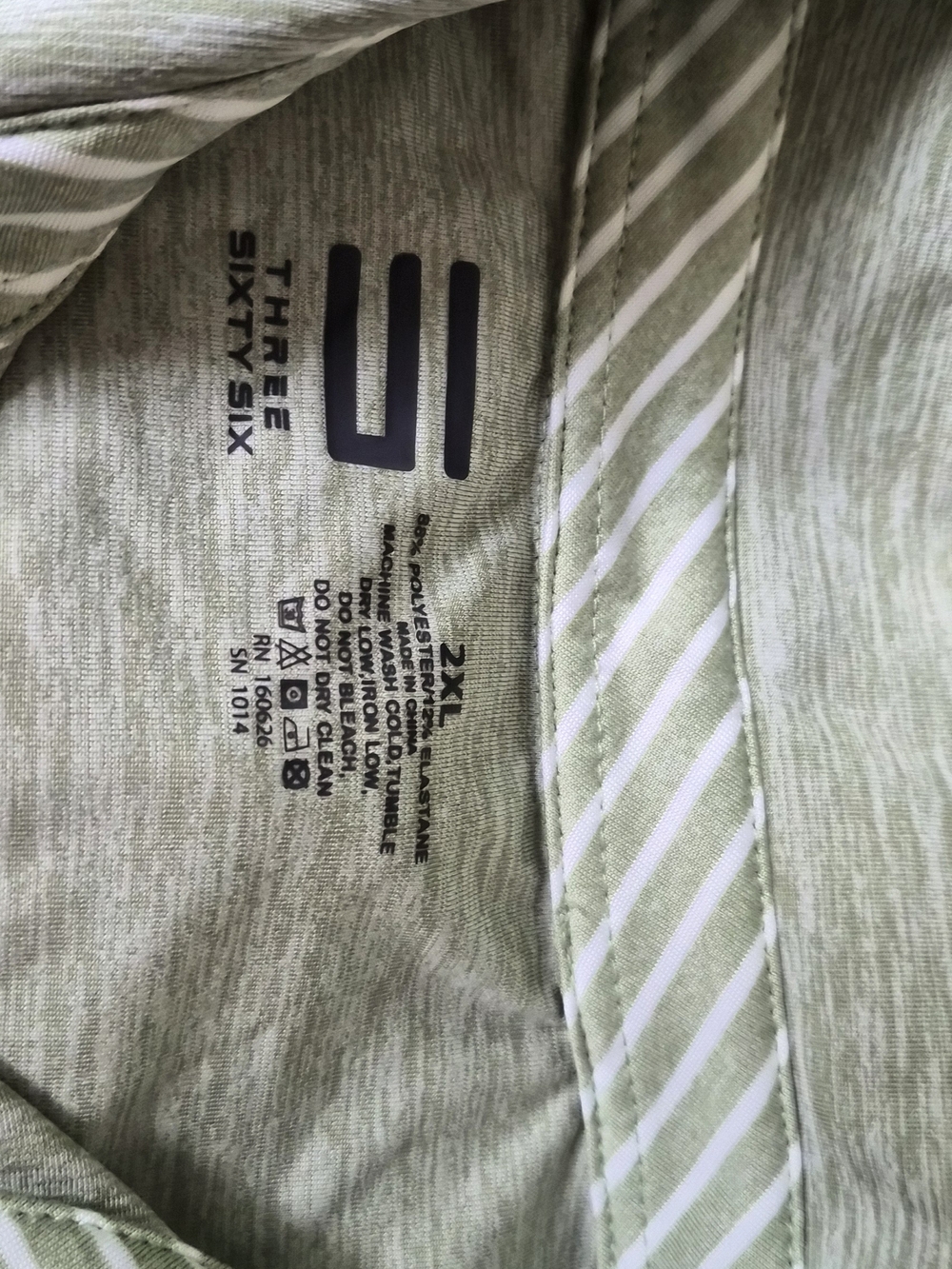 Three Sixty Six Heathered Sage Green Athletic Shirt - 2XL